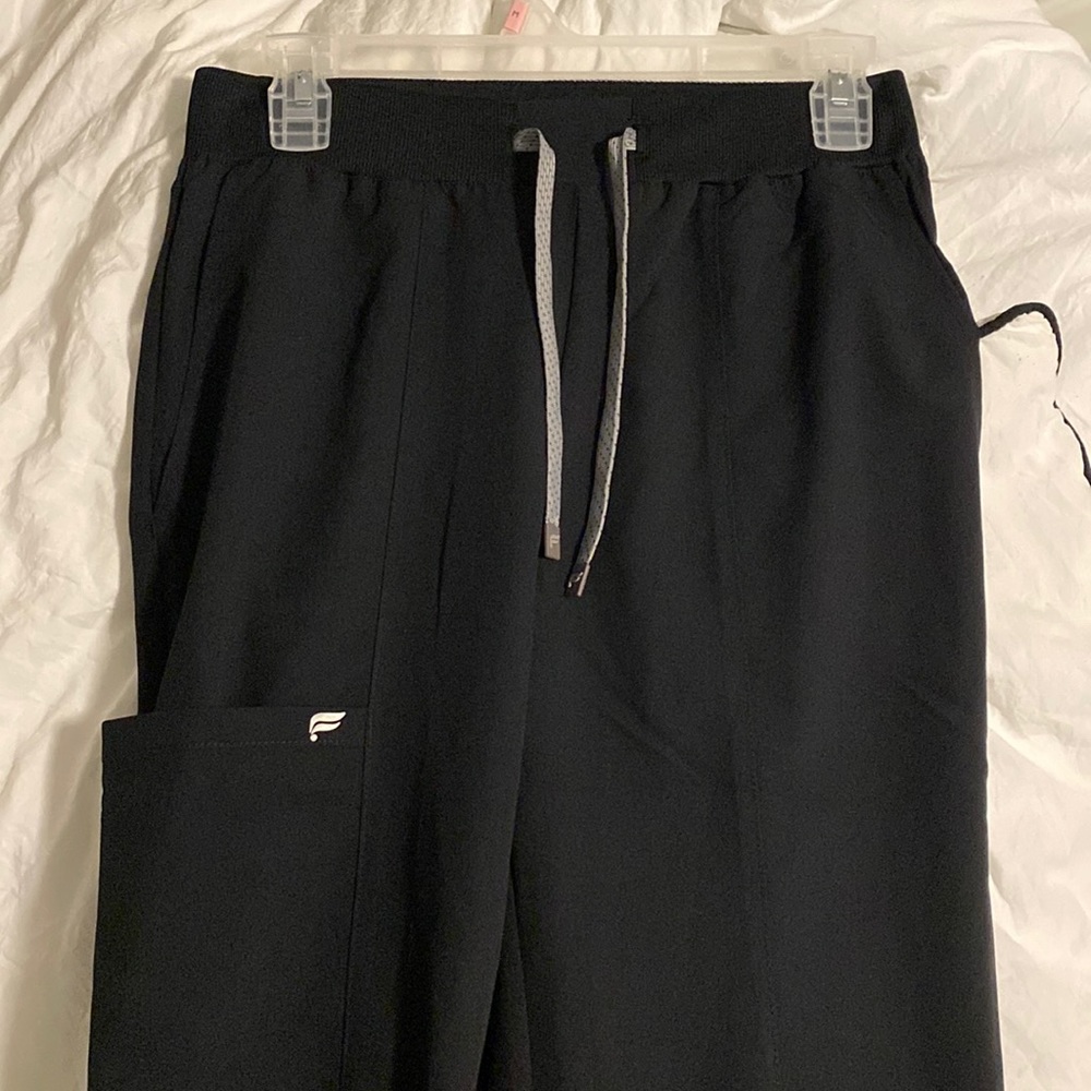 Fabletics Scrub Pants